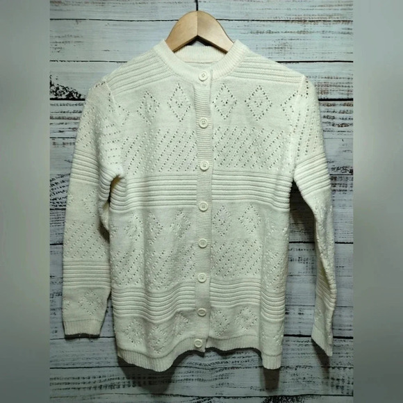 Handmade Cream Knit Button Cardigan for Women See‎ Measurements - Picture 1 of 3